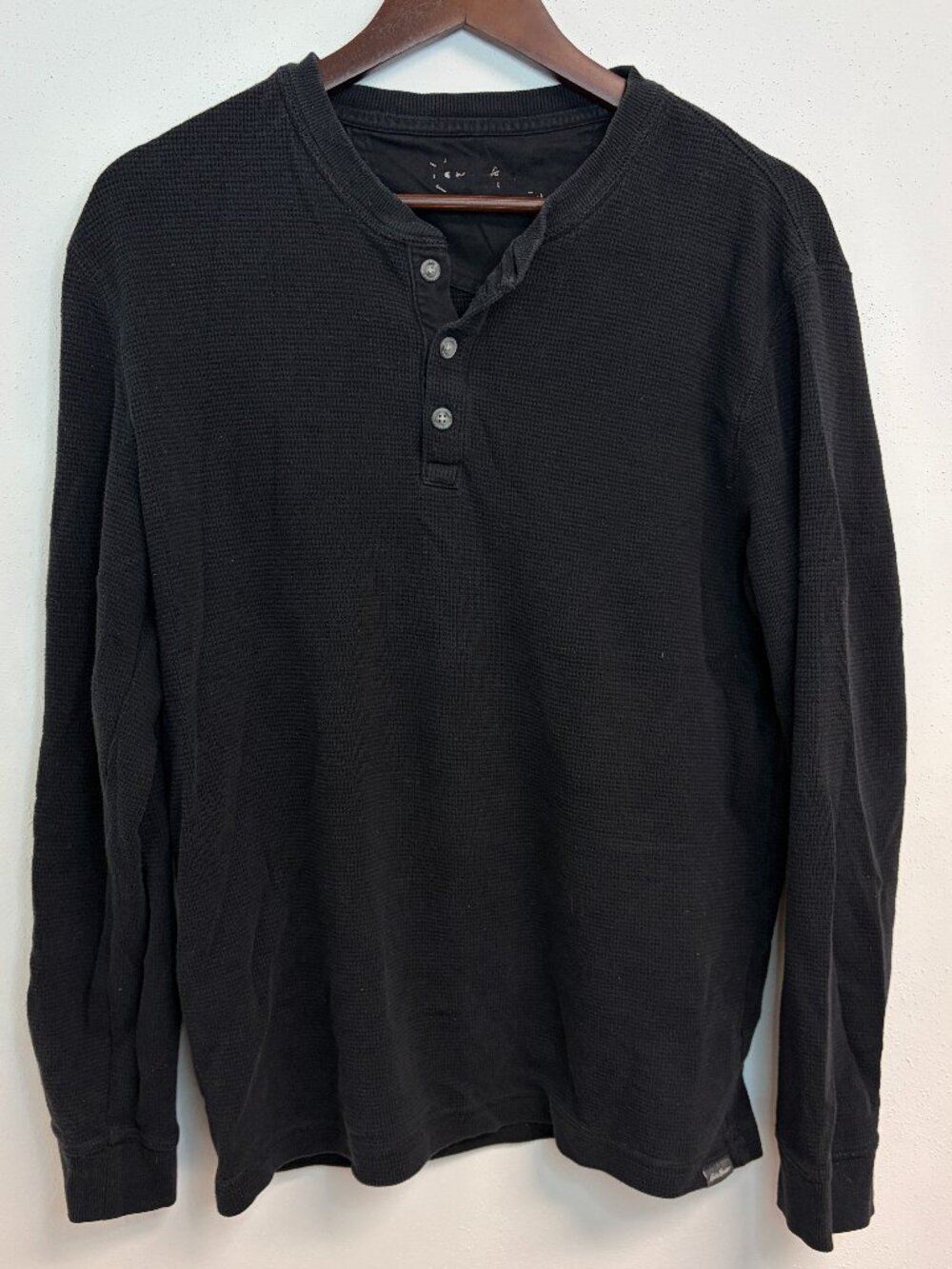 Eddie Bauer Thermal Long Sleeve Henley Men's Top Large Black Knit Buttons Fall
